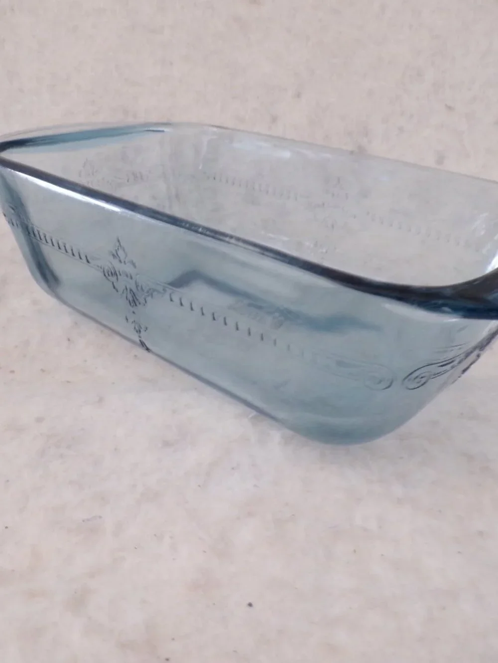Beautiful Clear Blue 1.5 Baking Casserole Loaf Glass Dish